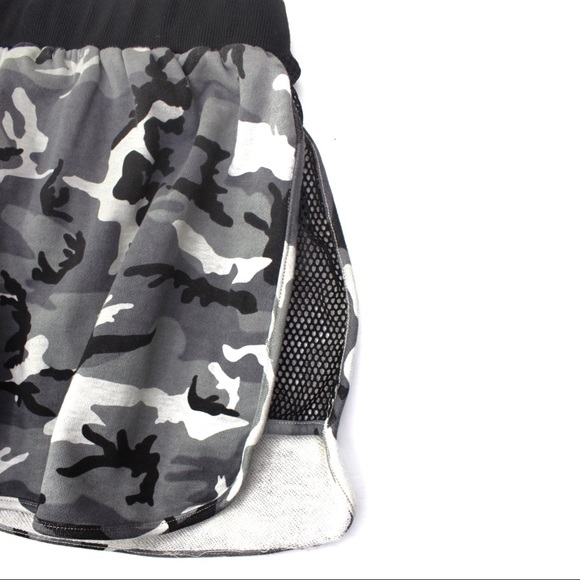 LF NWT Emma & Sam Camo Drawstring Mesh Mini Skirt - Picture 7 of 9